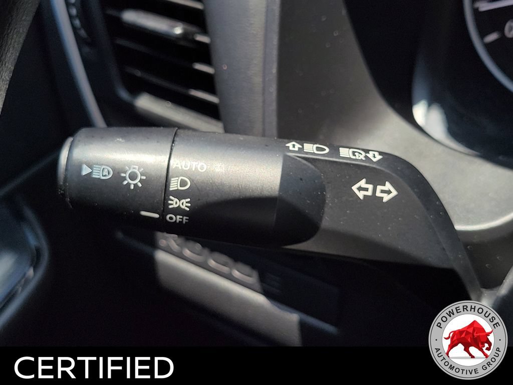 Used 2024 Nissan Rogue S FWD image 28