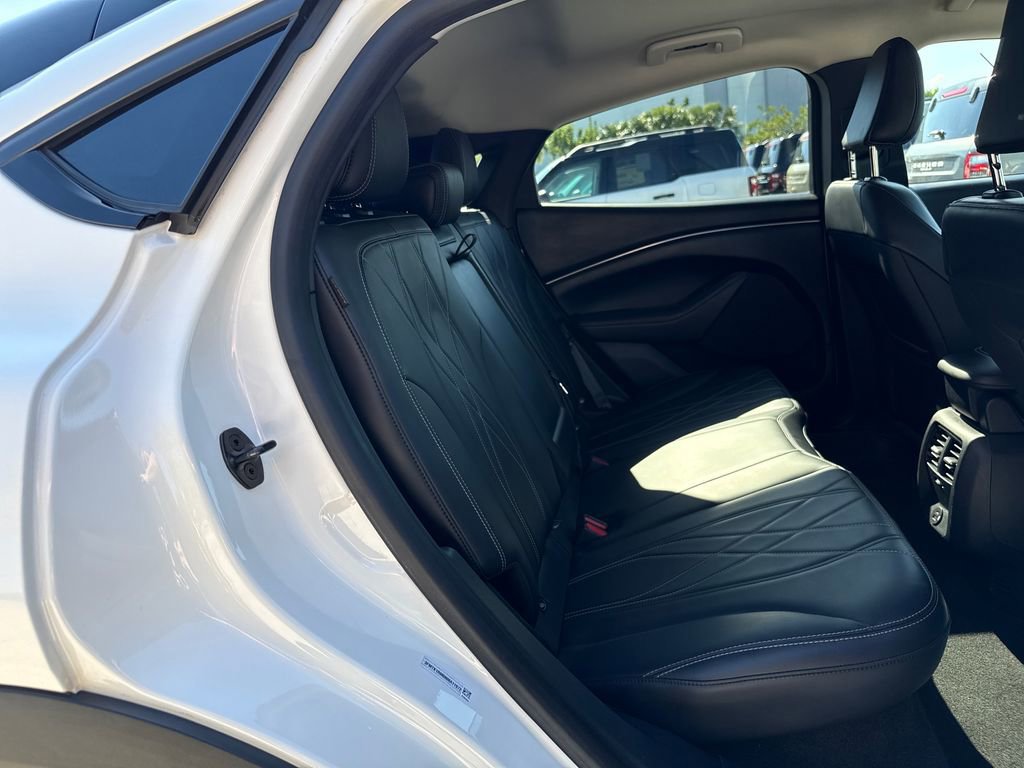 Certified 2022 Ford Mustang Mach-E Select w/ Comfort/Technology Package image 27