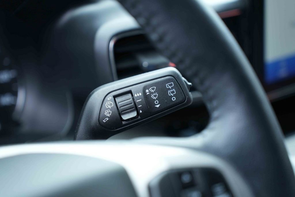 Certified 2023 Ford Explorer XLT w/ Equipment Group 202A image 40