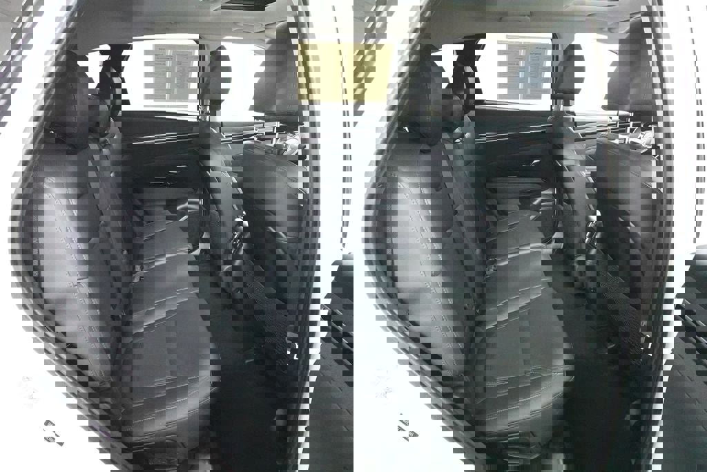 Used 2022 Hyundai Tucson SEL w/ Convenience + Premium Package AWD/4WD image 30