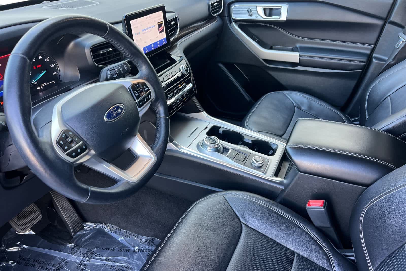 Certified 2023 Ford Explorer Limited AWD/4WD image 12