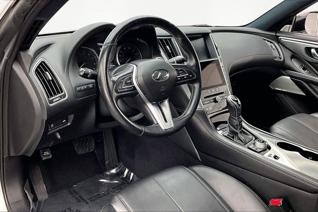 Used 2019 INFINITI Q60 3.0t Luxe w/ Essential Package image 14