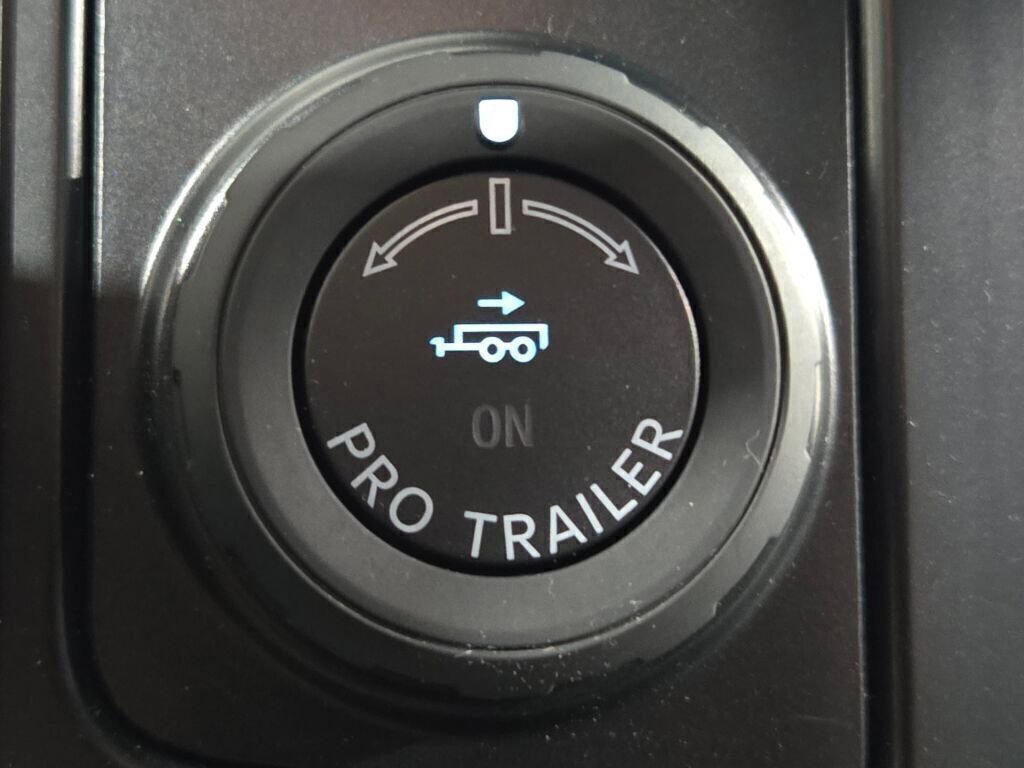 Certified 2022 Ford F150 XLT w/ Equipment Group 302A High image 36