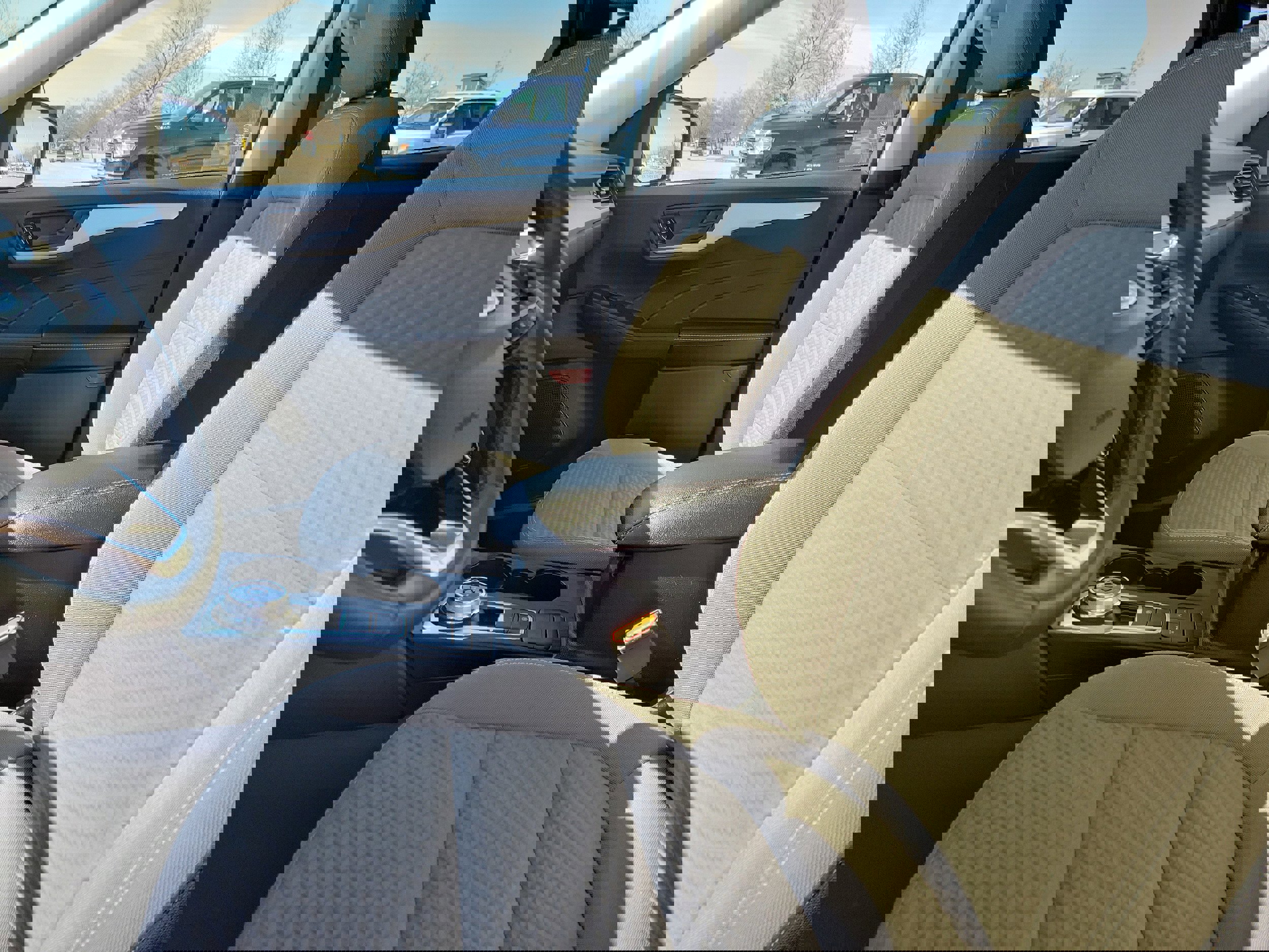 Certified 2022 Ford Escape SE w/ Convenience Package image 21