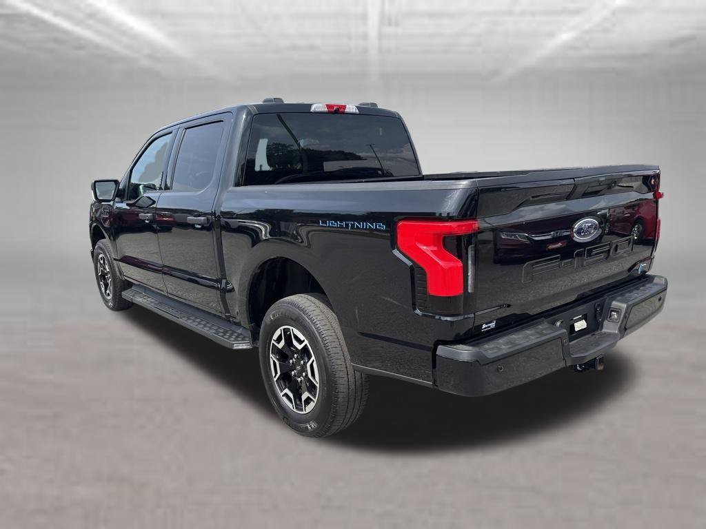 Certified 2023 Ford F150 Lightning XLT AWD/4WD image 3
