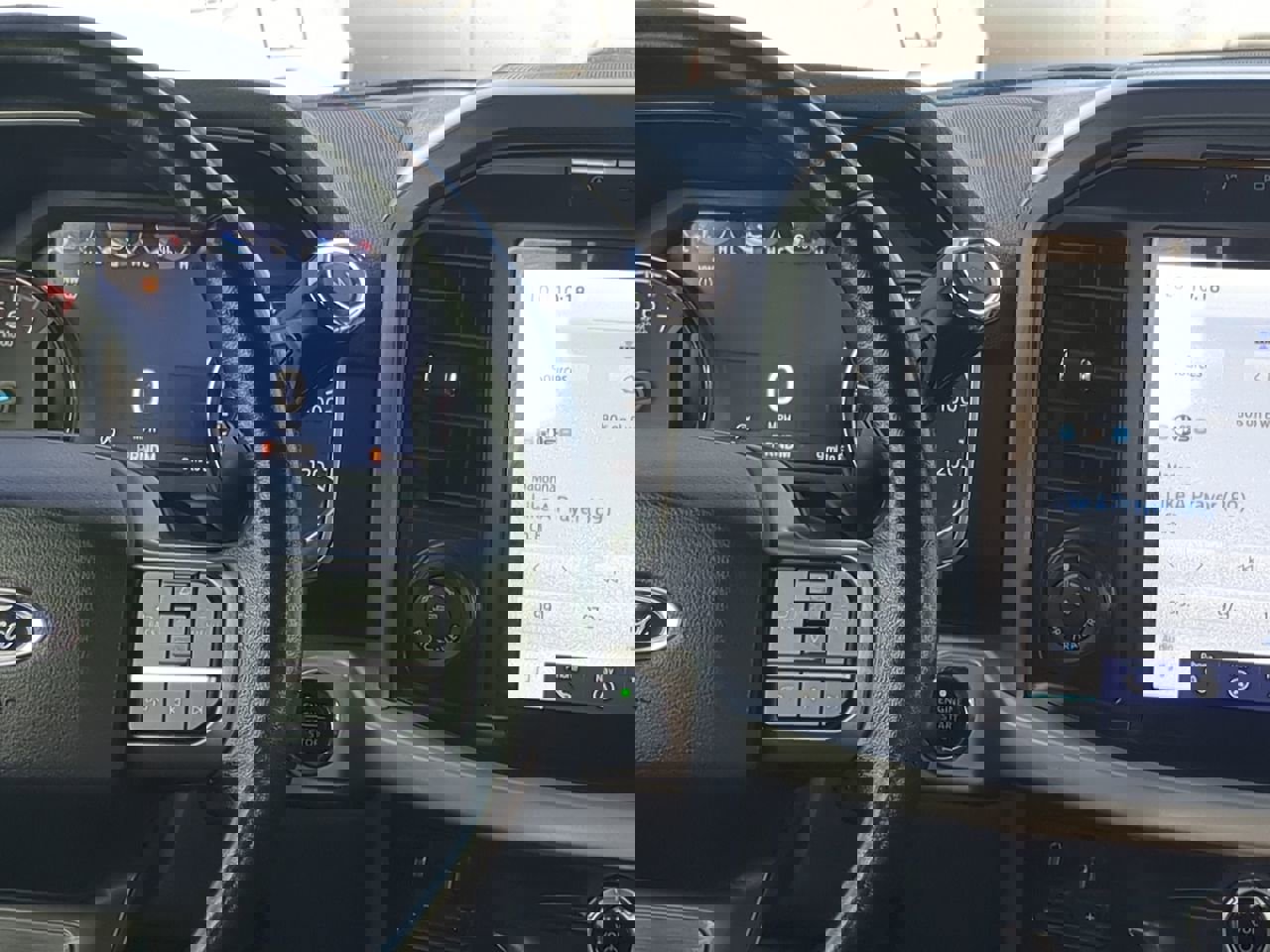 Certified 2022 Ford F150 XLT w/ Equipment Group 302A High image 19