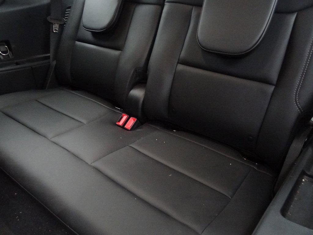 Certified 2022 Ford Explorer XLT w/ Equipment Group 202A image 19