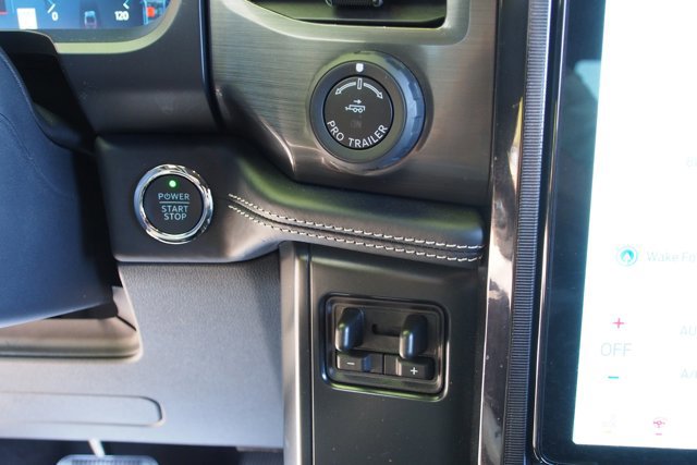 Certified 2025 Ford F150 Lightning Platinum image 24