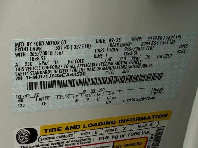 Certified 2025 Ford Expedition Active AWD/4WD image 19