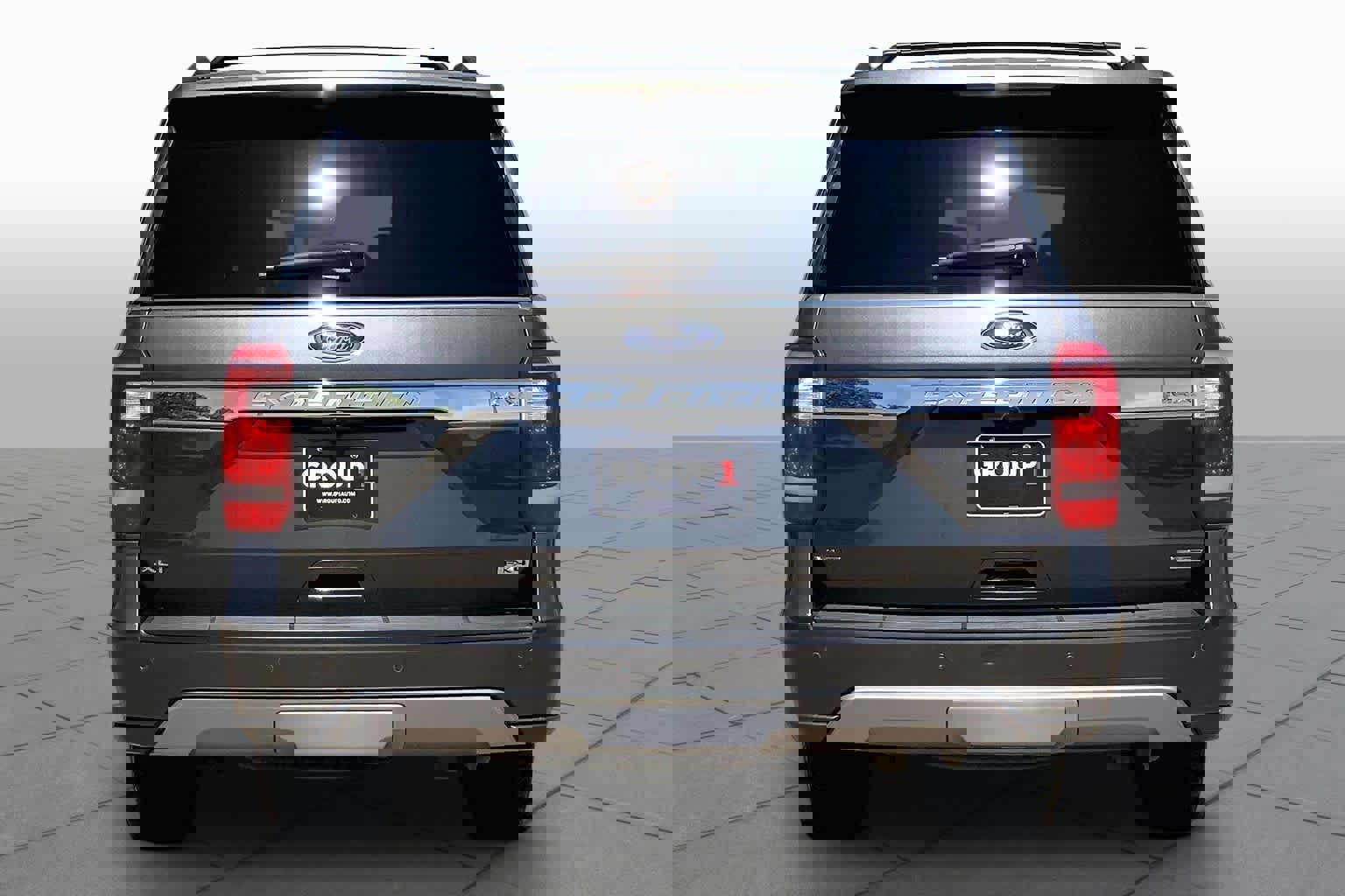 Certified 2021 Ford Expedition Max XLT image 5