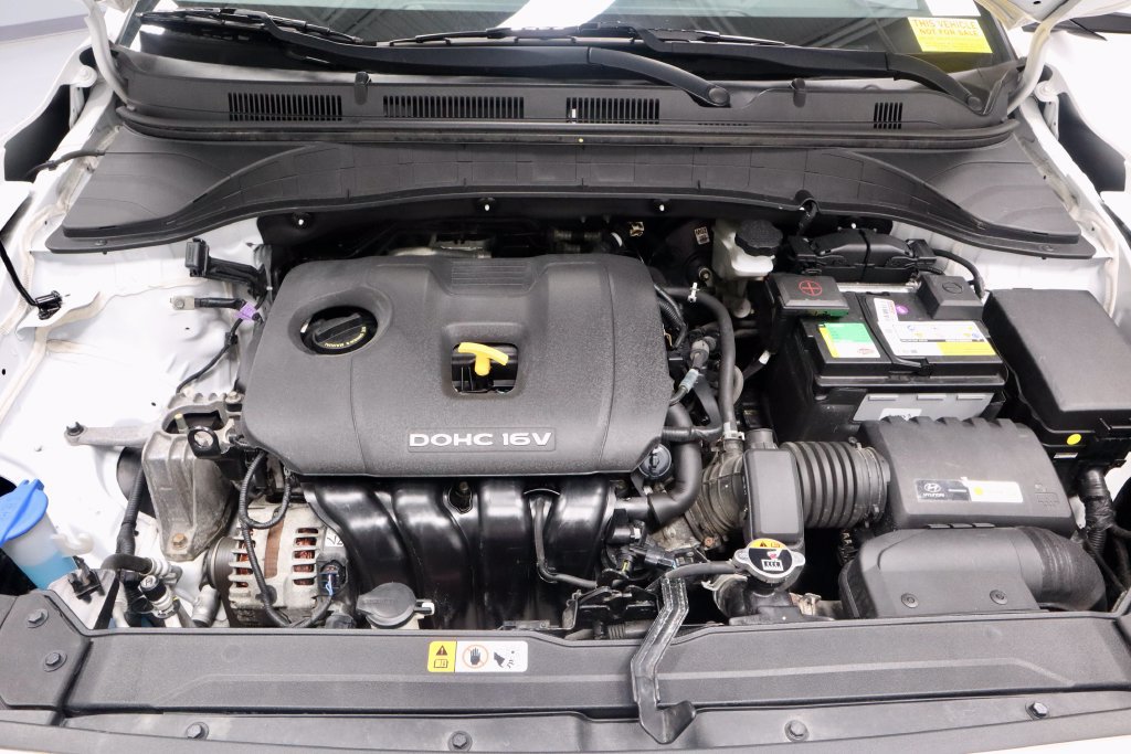 Used 2021 Hyundai Kona SE AWD/4WD image 16