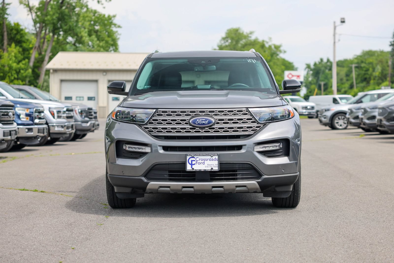 Certified 2023 Ford Explorer Limited w/ Limited Technology Package AWD/4WD image 2