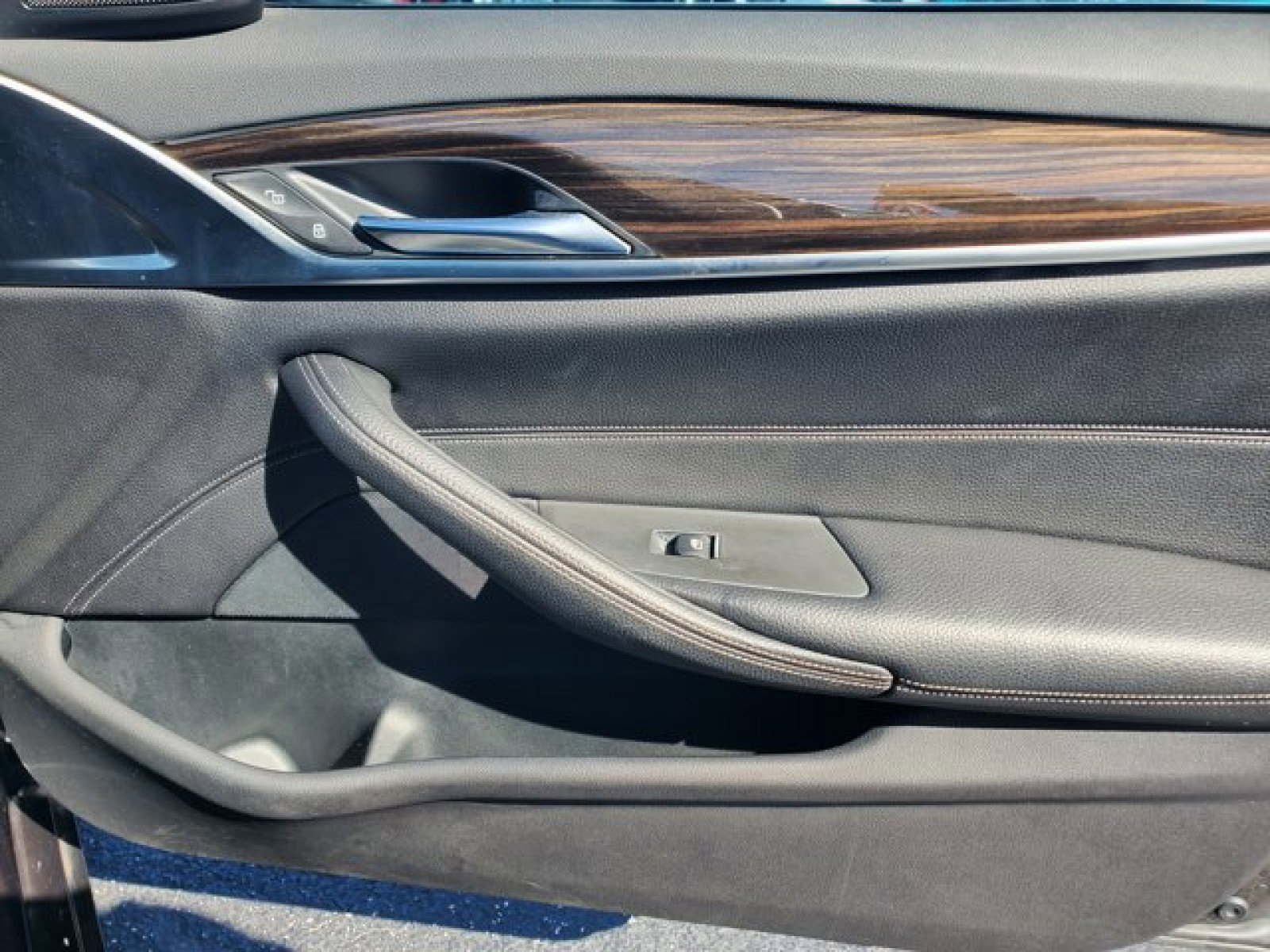 Used 2018 BMW 540i 540i Sedan image 39