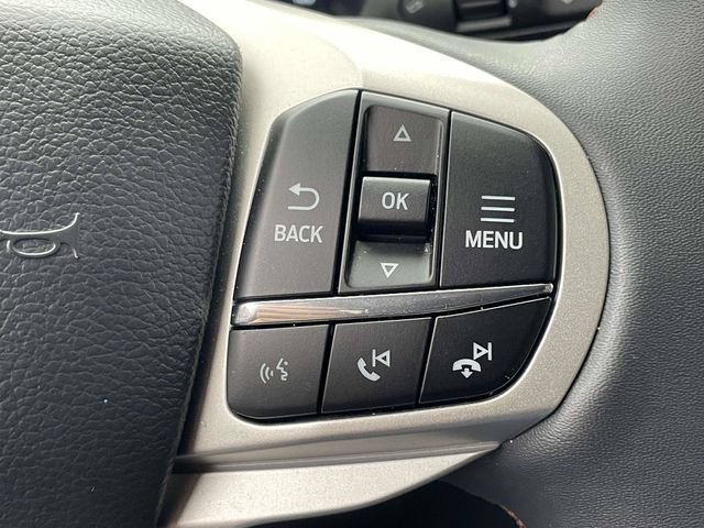 Certified 2026 Ford Explorer Active RWD image 11