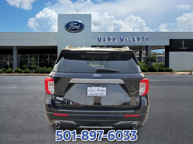 Certified 2024 Ford Explorer XLT w/ Equipment Group 202A RWD image 4