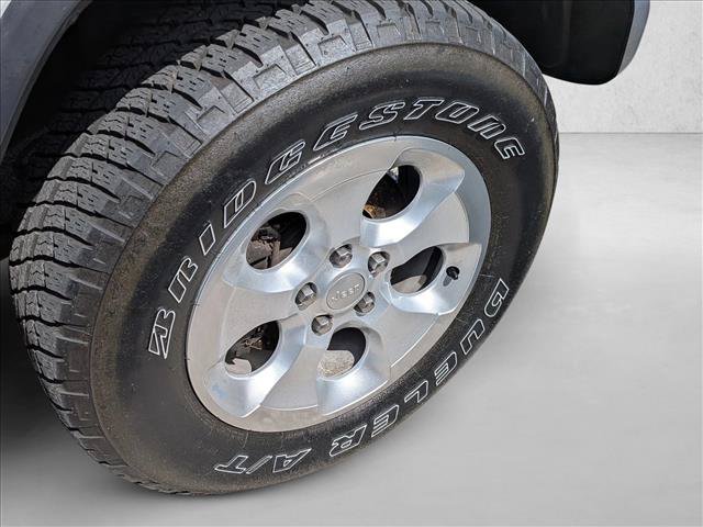 Used 2021 Jeep Wrangler Unlimited Sahara AWD/4WD image 7
