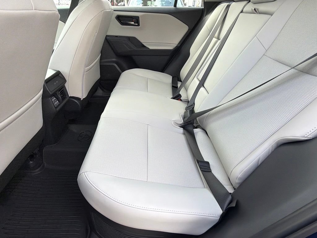 Used 2026 Toyota RAV4 XLE Premium w/ Weather Package FWD image 32