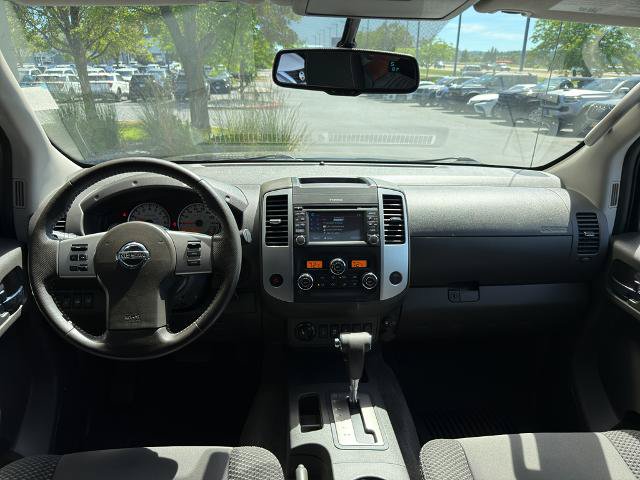 Used 2018 Nissan Frontier PRO-4X AWD/4WD image 29