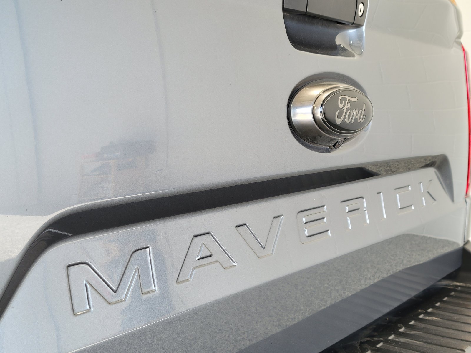 Certified 2024 Ford Maverick XLT w/ XLT Luxury Package FWD image 29