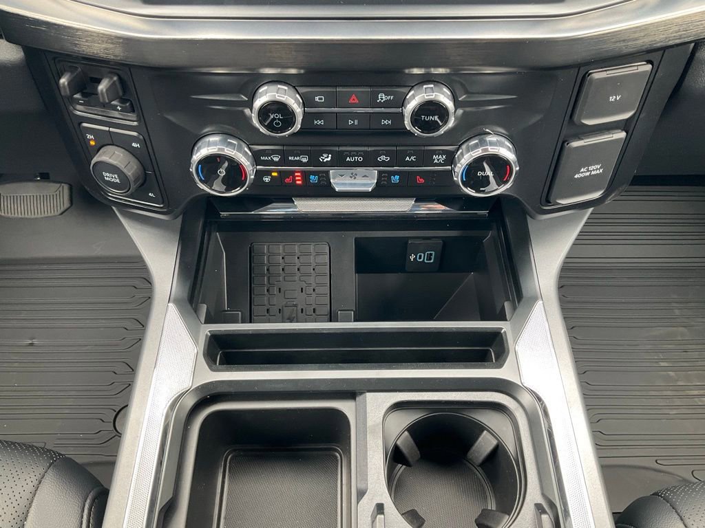 Certified 2025 Ford F350 Lariat w/ Black Appearance Package image 88