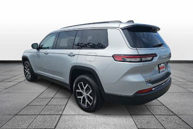 Used 2024 Jeep Grand Cherokee L Limited w/ Luxury Tech Group II AWD/4WD image 7