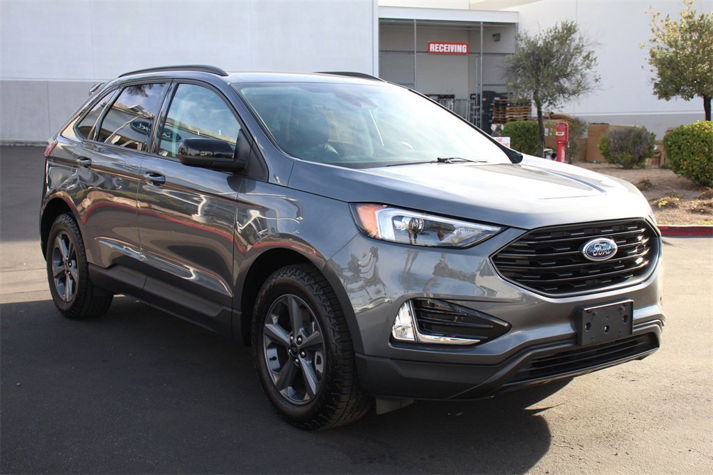 Certified 2024 Ford Edge SEL w/ Sport Appearance Package image 10