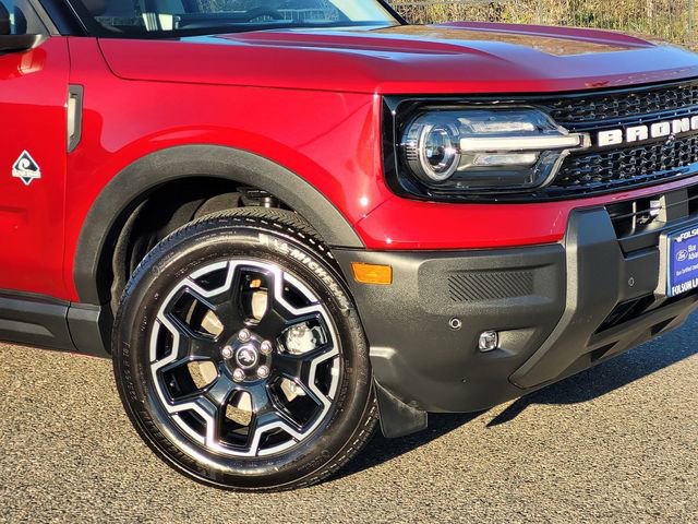 Certified 2025 Ford Bronco Sport Outer Banks w/ Outer Banks Tech Package+ image 6