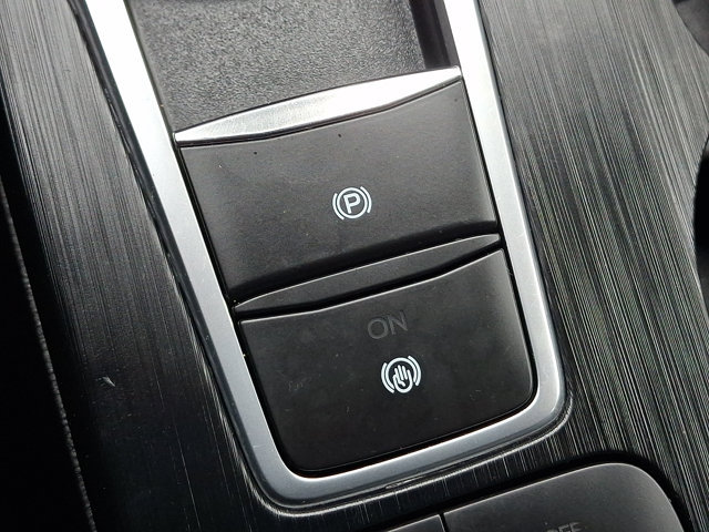 Certified 2023 Ford Escape AWD image 30