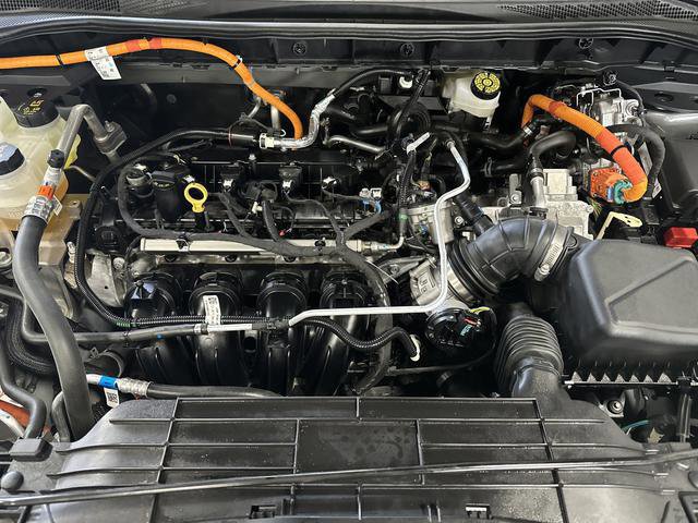 Certified 2025 Ford Escape ST-Line Elite w/ Premium Technology Package image 36