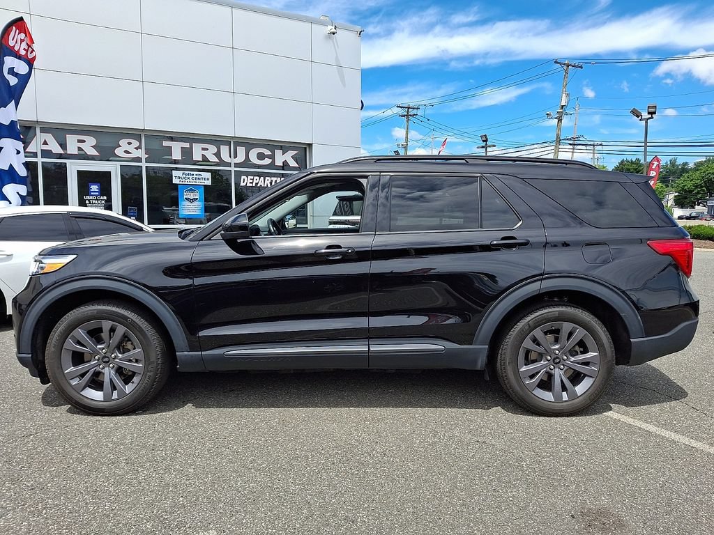 Certified 2023 Ford Explorer XLT w/ Equipment Group 202A AWD/4WD image 7