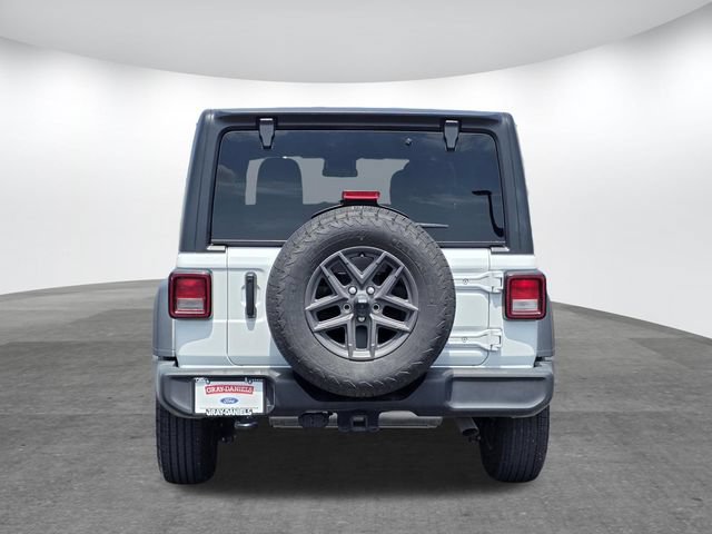 Used 2024 Jeep Wrangler Unlimited Sport AWD/4WD image 5