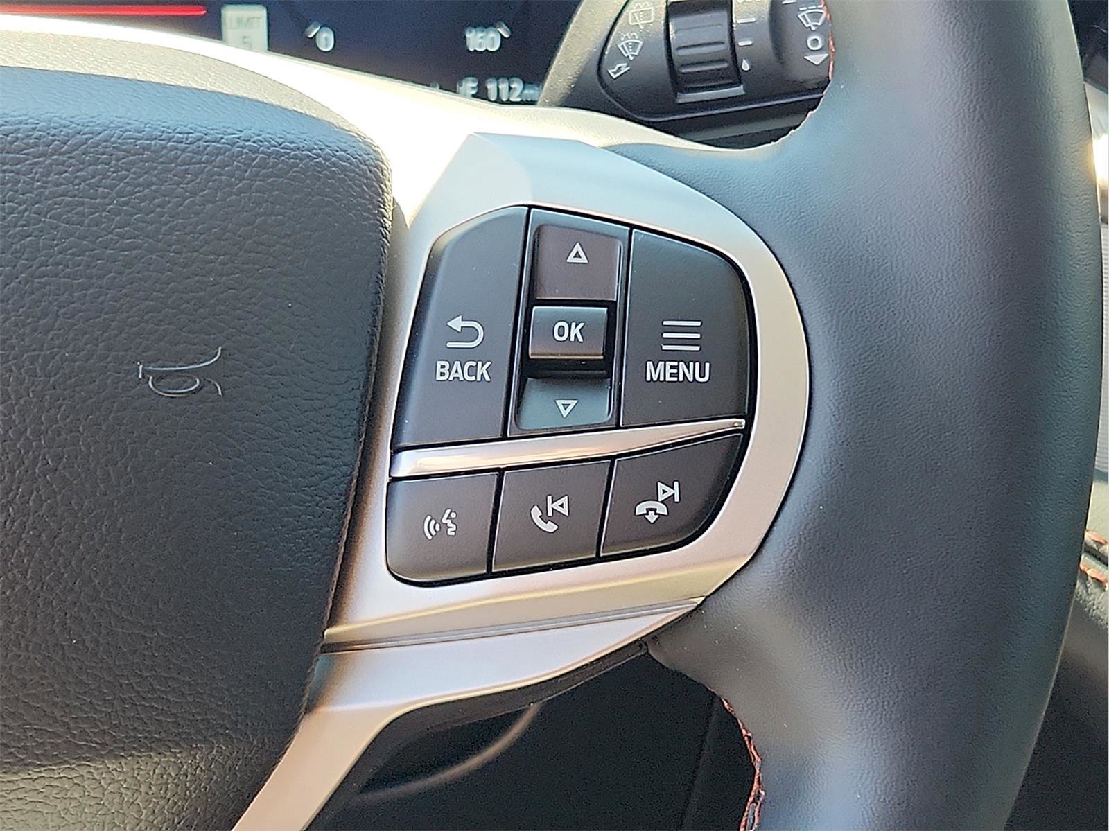 Certified 2025 Ford Explorer Active w/ Active Comfort Package image 19