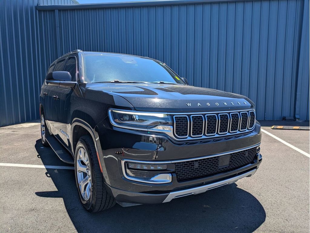 Used 2022 Jeep Wagoneer Series II AWD/4WD image 3