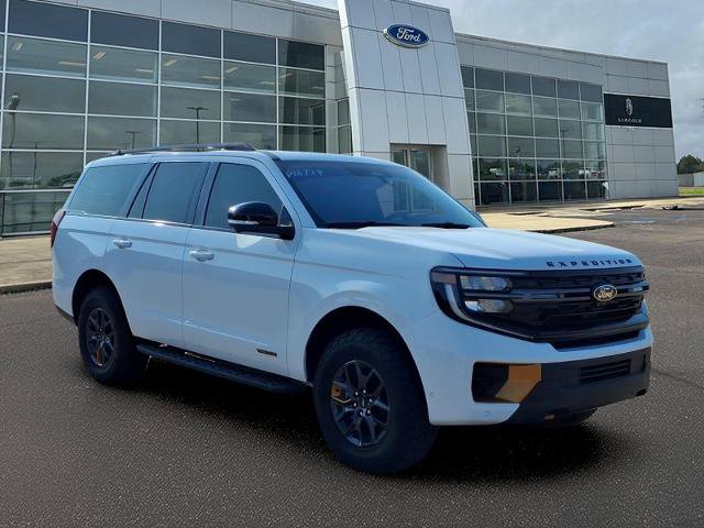 Certified 2025 Ford Expedition Tremor AWD/4WD image 2
