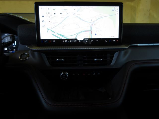 Certified 2025 Ford Explorer ST-Line w/ Premium Package image 18