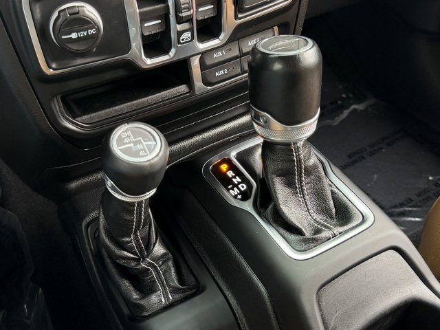 Used 2021 Jeep Gladiator Overland w/ Popular Equipment Package AWD/4WD image 21