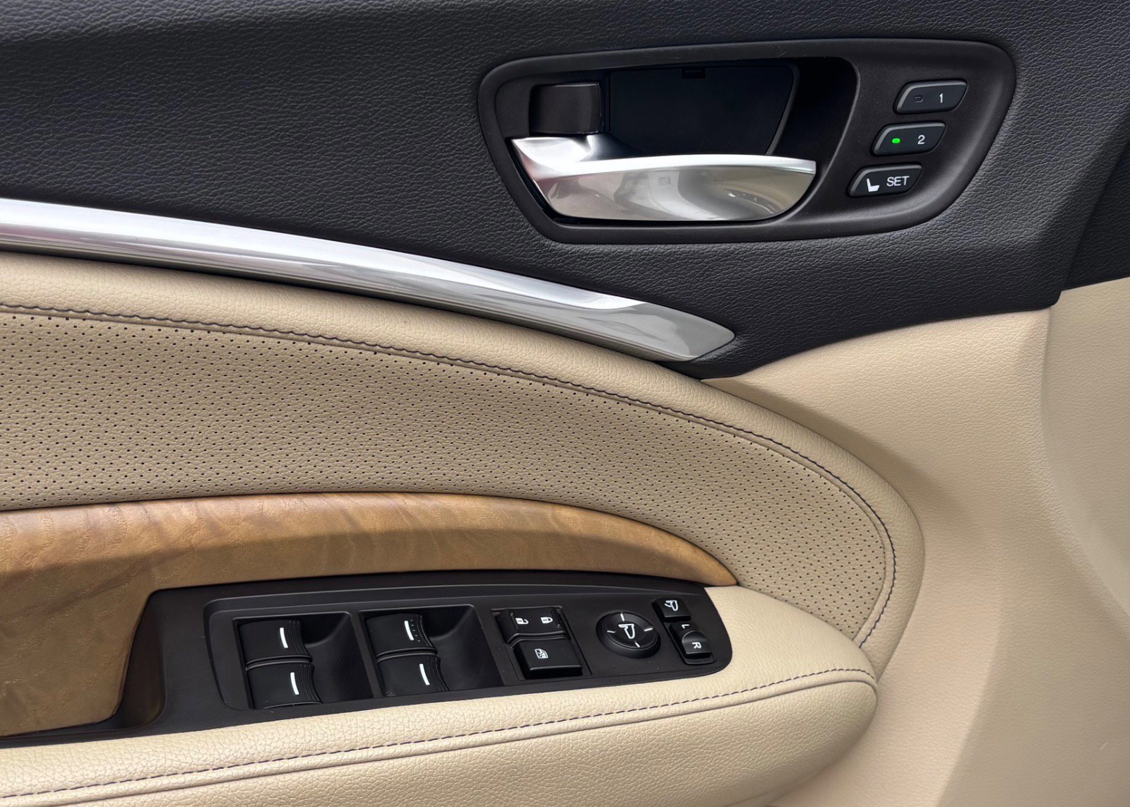 Used 2019 Acura MDX SH-AWD w/ Technology Package image 30