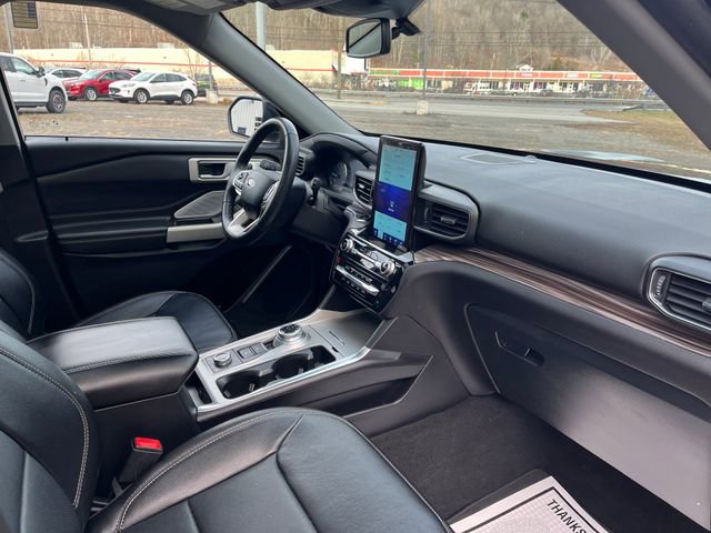 Certified 2023 Ford Explorer Limited w/ Limited Technology Package image 20