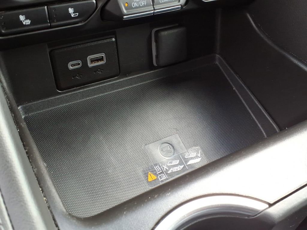 Used 2024 Chevrolet Tahoe LT image 26