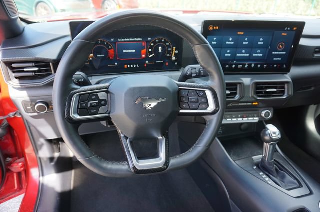 Certified 2024 Ford Mustang Coupe RWD image 9