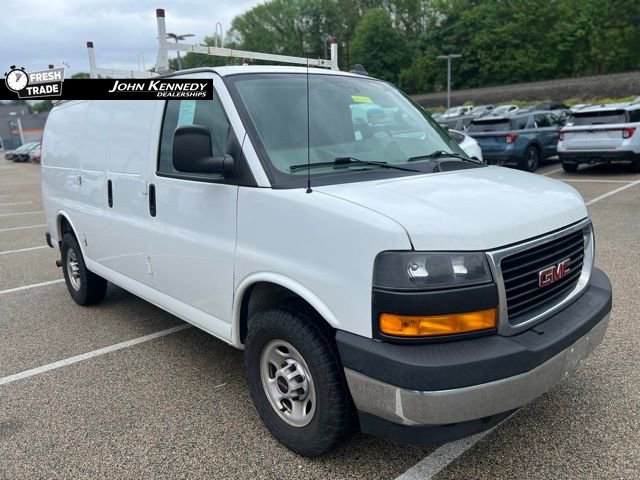 Used 2020 GMC Savana 2500 w/ Enhanced Convenience Package RWD image 2