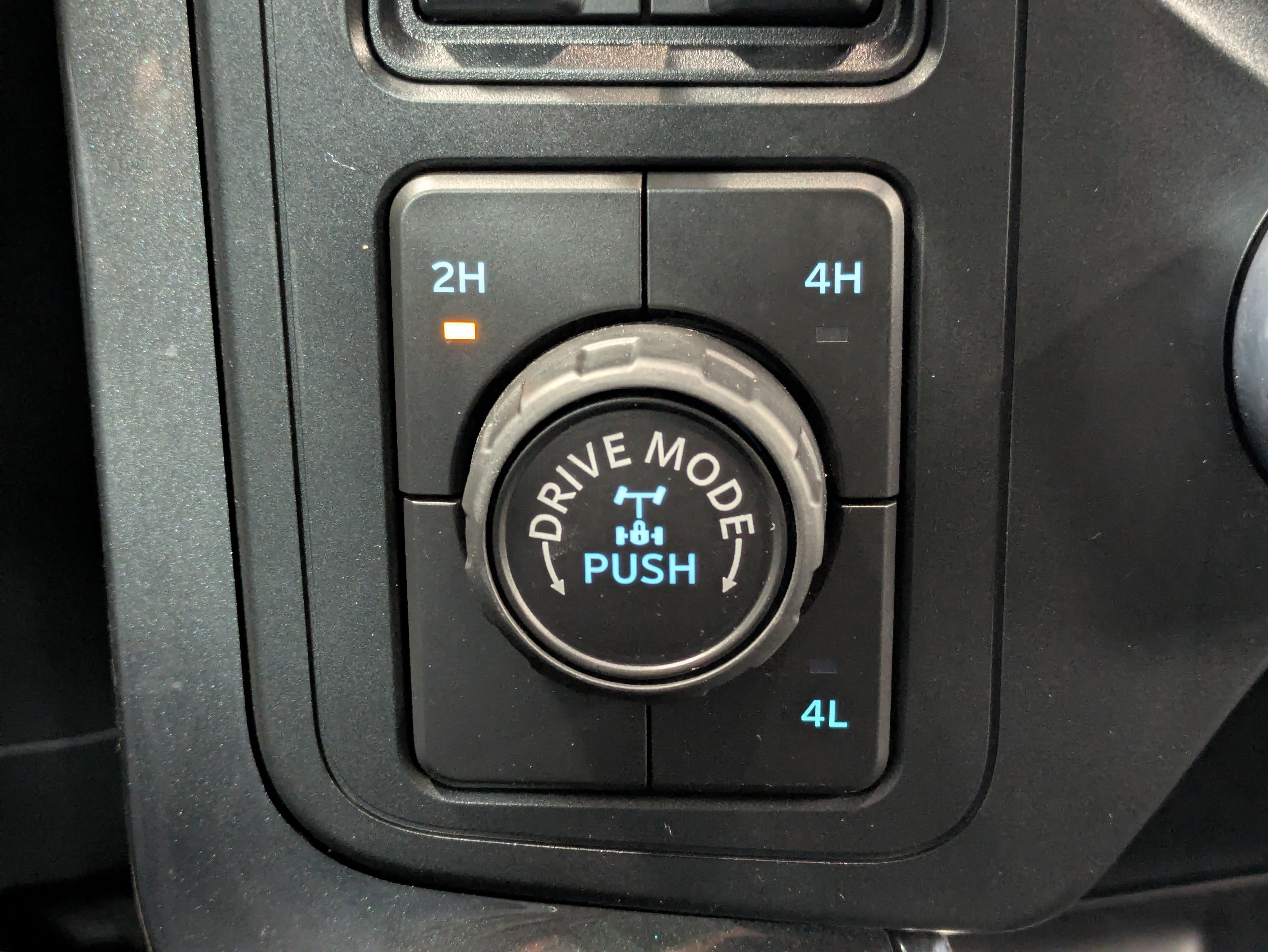 Certified 2022 Ford F150 XLT w/ Equipment Group 302A High image 37