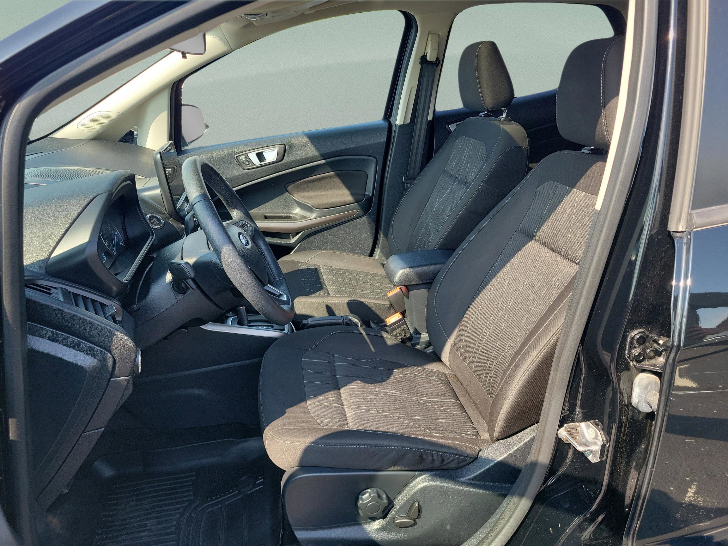 Certified 2018 Ford EcoSport SE w/ SE Convenience Package FWD image 19