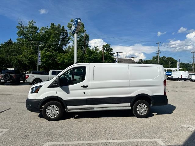 Certified 2025 Ford Transit 250 Low Roof w/ Exterior Upgrade Package RWD image 9