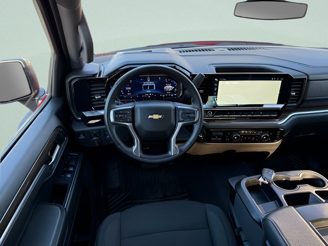Used 2025 Chevrolet Silverado 1500 LT AWD/4WD image 7