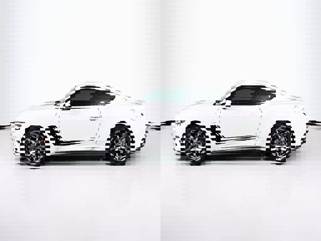 Certified 2024 Ford Mustang Premium image 3