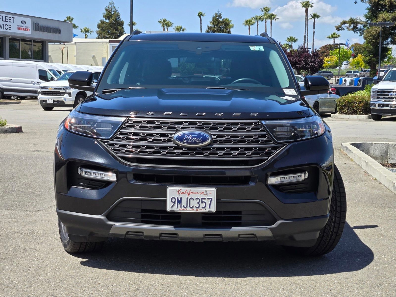 Certified 2023 Ford Explorer XLT w/ Equipment Group 202A AWD/4WD image 2