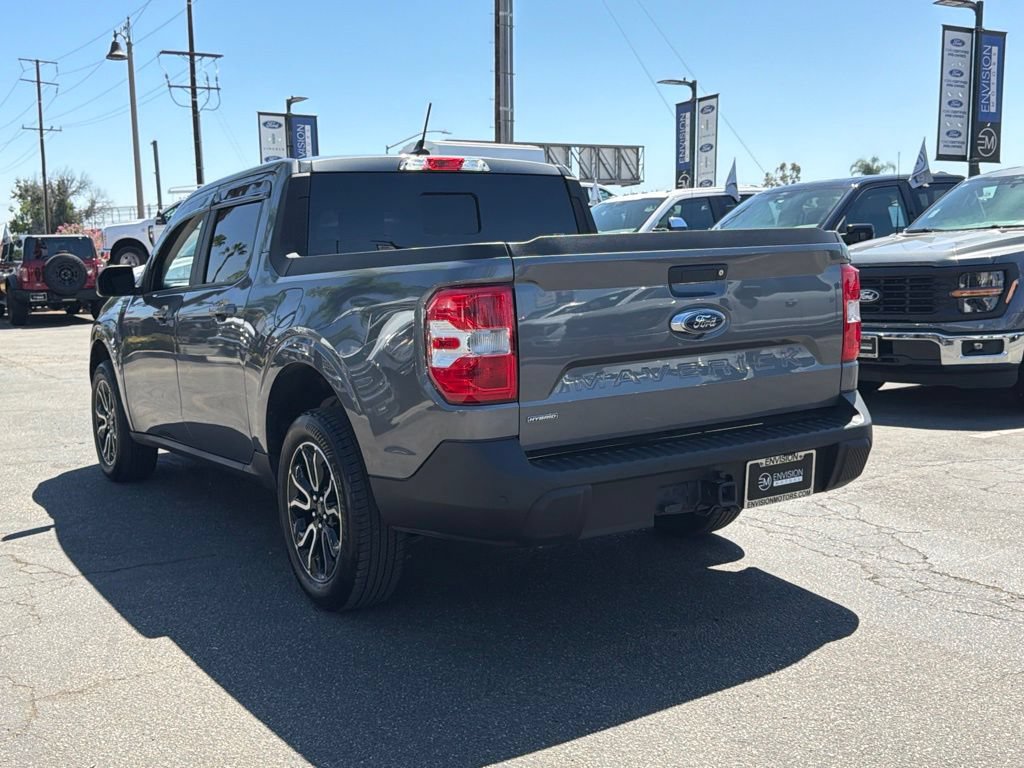 Certified 2024 Ford Maverick Lariat FWD image 10