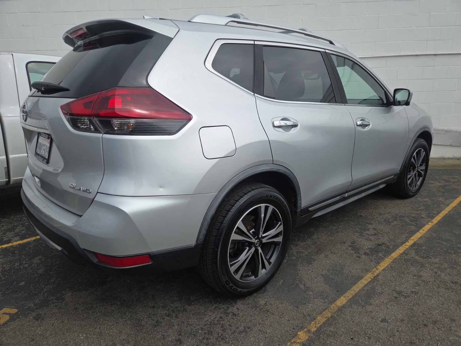 Used 2018 Nissan Rogue SL AWD/4WD image 5