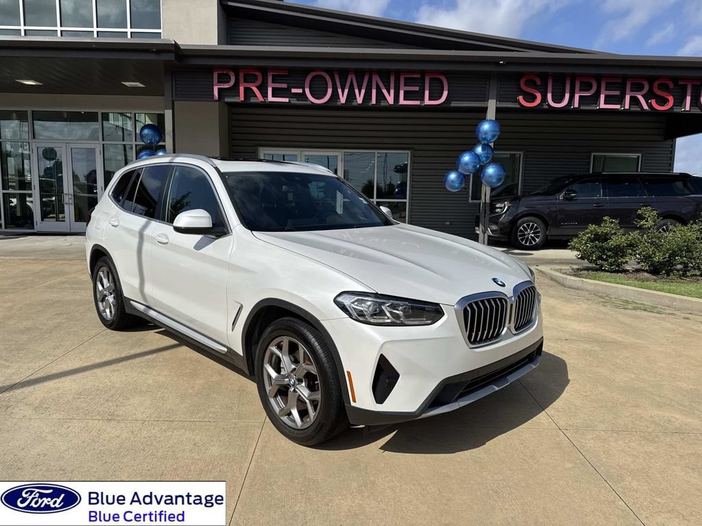 Used 2024 BMW X3 xDrive30i AWD/4WD image 1